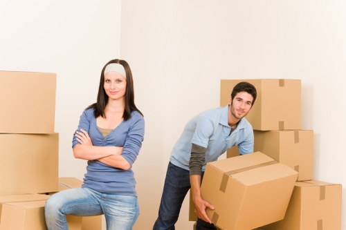 Storage units in Barnescray arranged for personal and business use