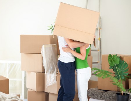 Local removal team planning a small move in Barnescray